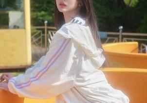 Jang Joo(장주)的性感护士图集，只需下载，真的那么简单？